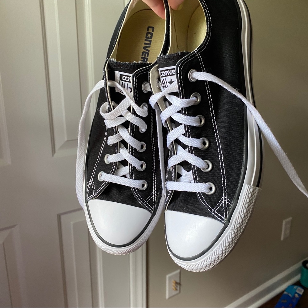 SEE CAPTION Black low top converse